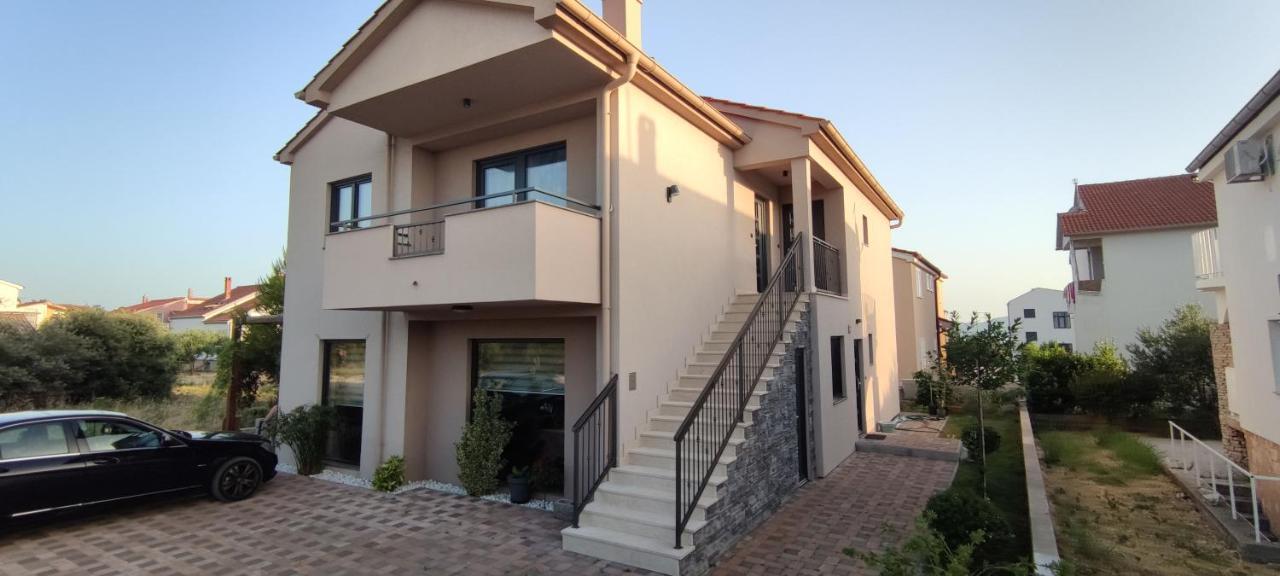 Spacious Modern Apartment Biograd Na Moru Esterno foto