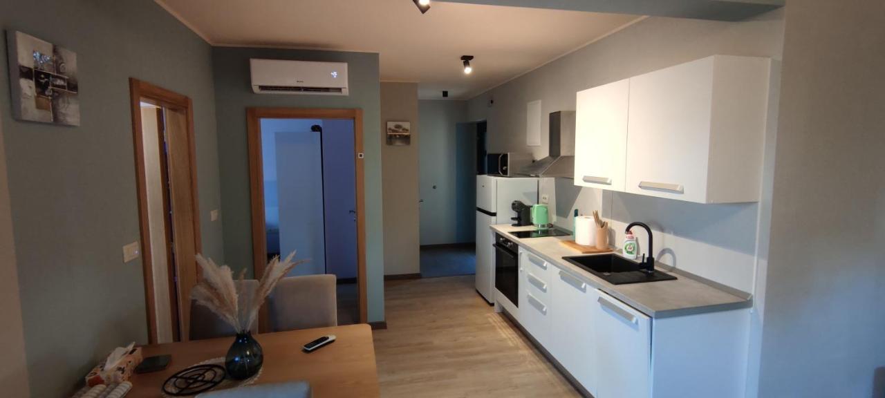 Spacious Modern Apartment Biograd Na Moru Esterno foto