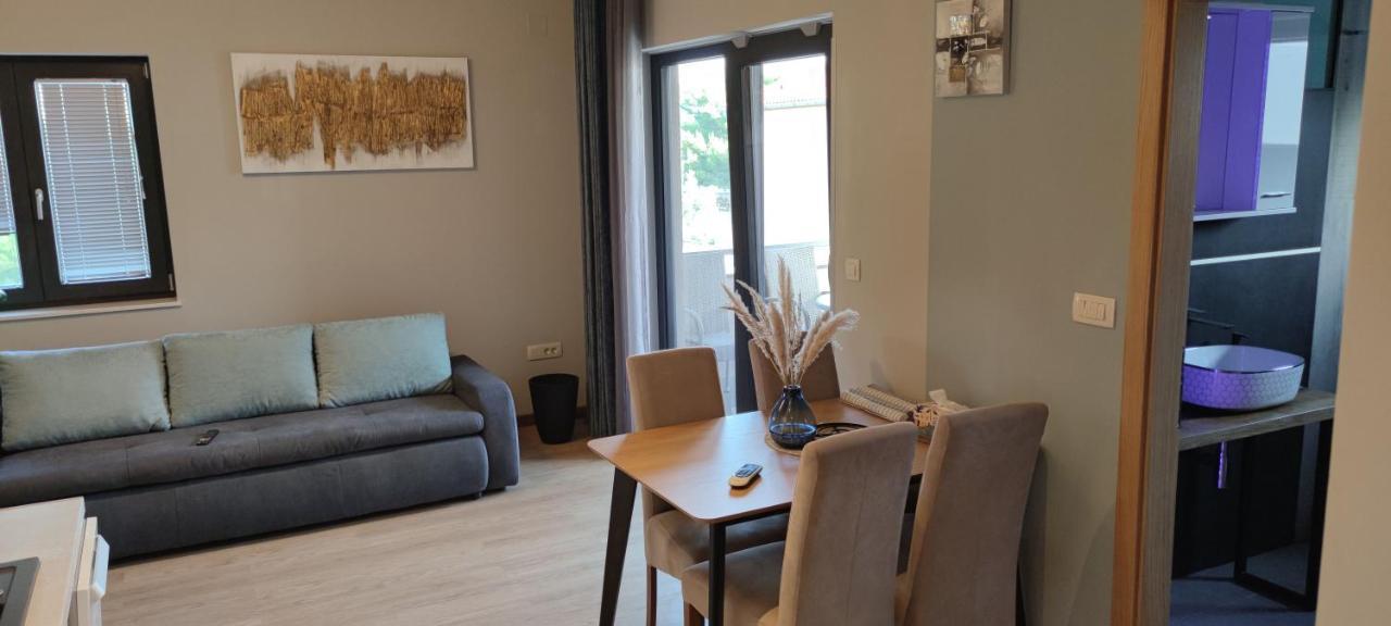 Spacious Modern Apartment Biograd Na Moru Esterno foto