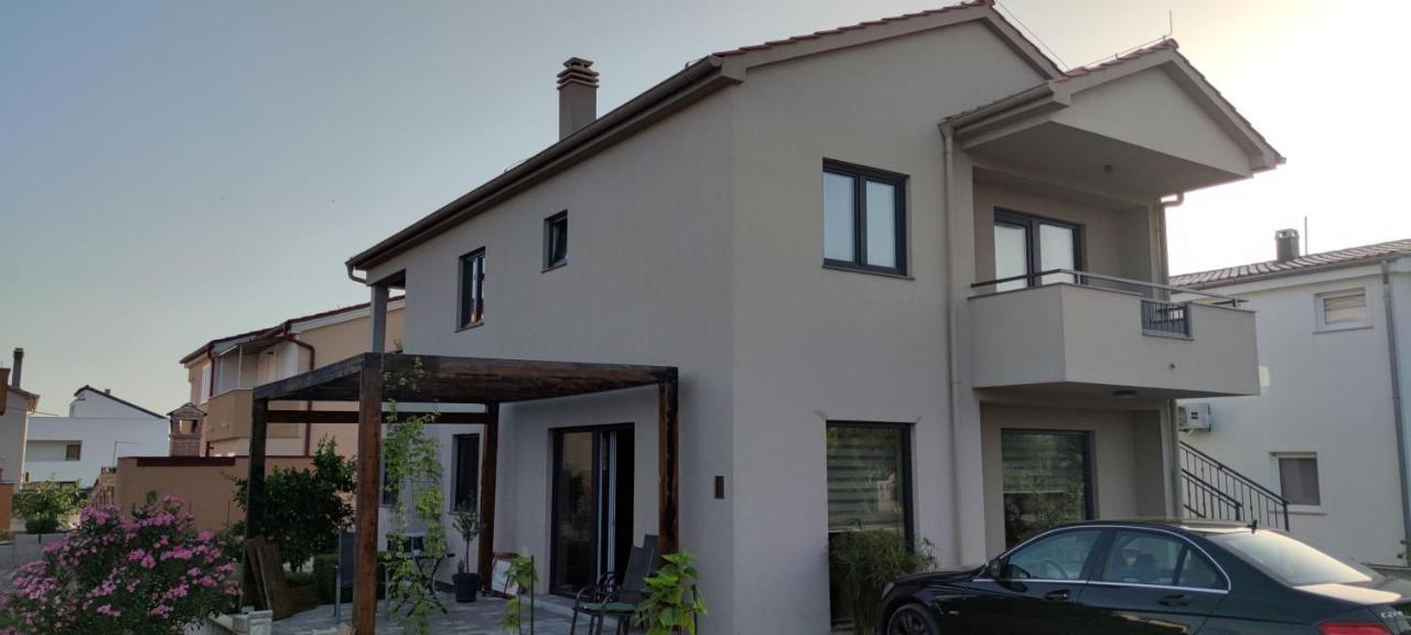 Spacious Modern Apartment Biograd Na Moru Esterno foto